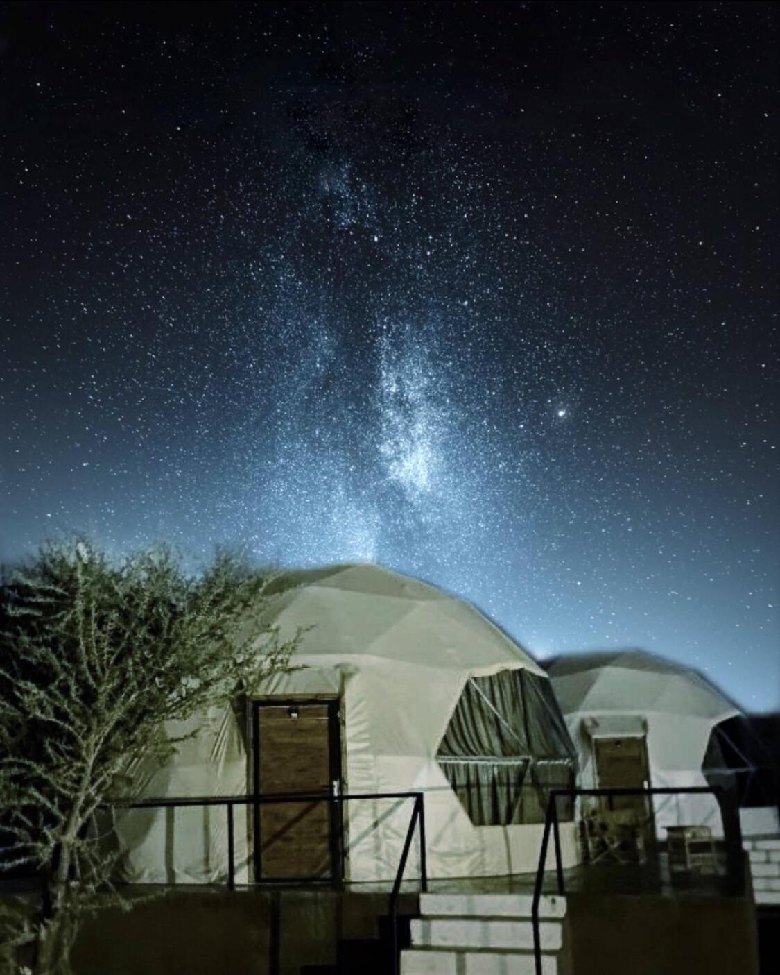 Отель Bilal Luxury Camp Вади-Рам Экстерьер фото