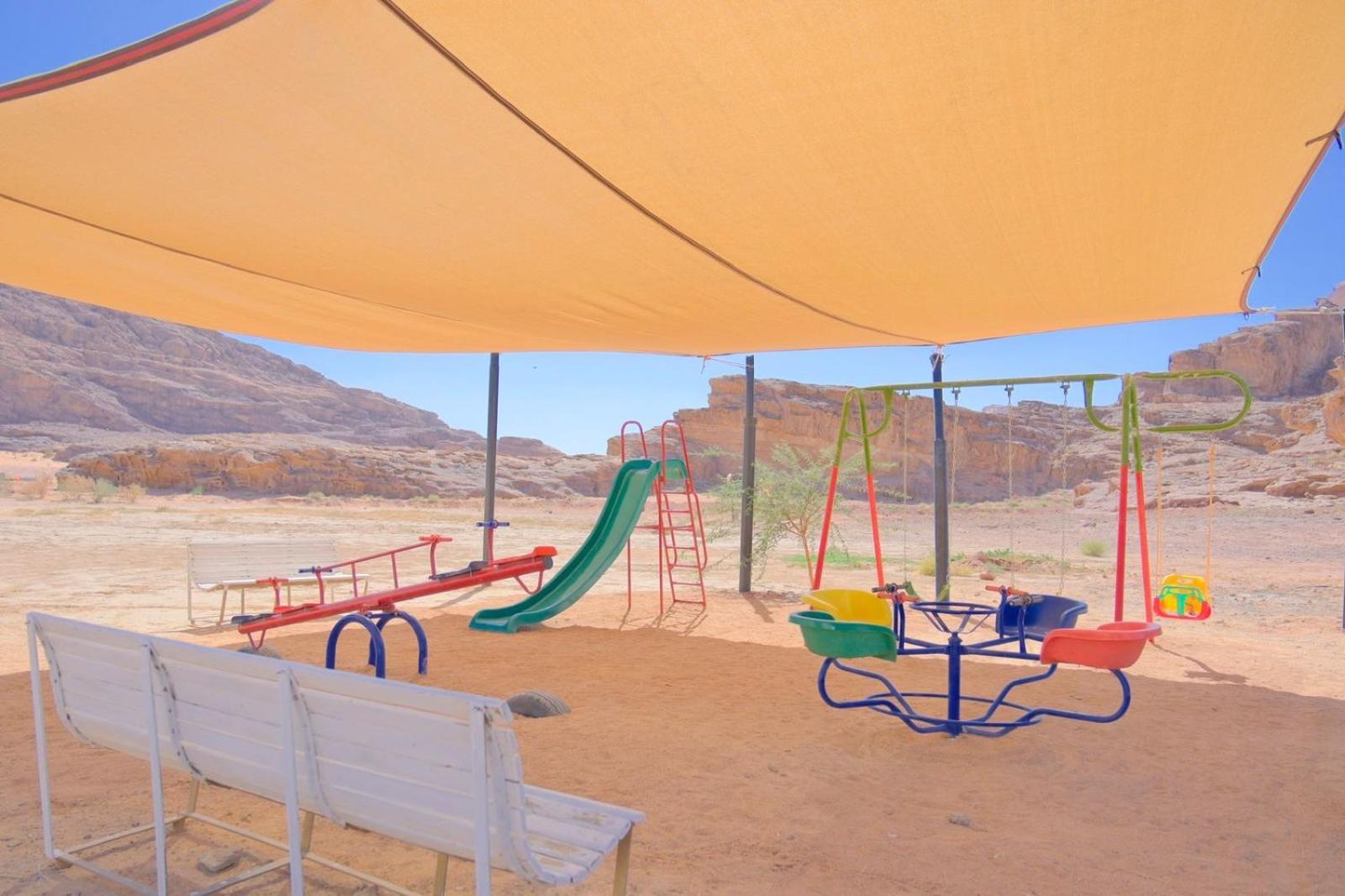 Отель Bilal Luxury Camp Вади-Рам Экстерьер фото